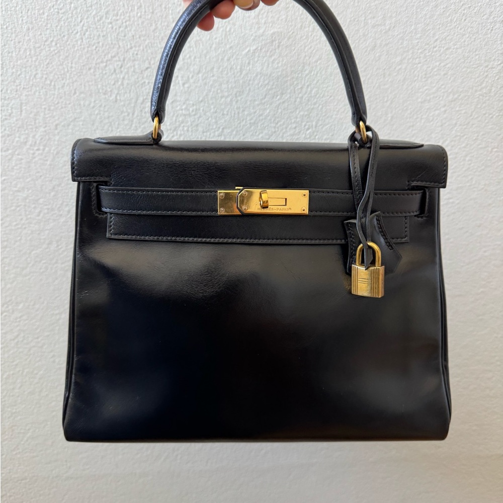 ❌SOLD❌HERMÈS Kelly 28 Retourne Noir Box Leather GHW